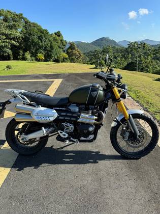 TRIUMPH BONNEVILLE SCRAMBLER 1200 XE 